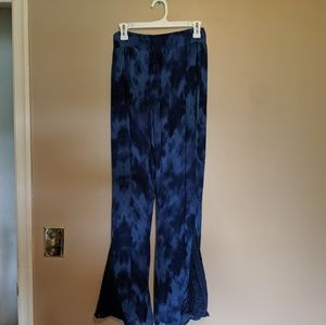 MUDD Hippie Style Pants w/ Lace Detailing